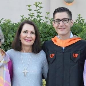 Meet your Posher, Sharon